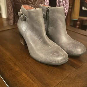 Dansko gray heeled soft leather boots size 39